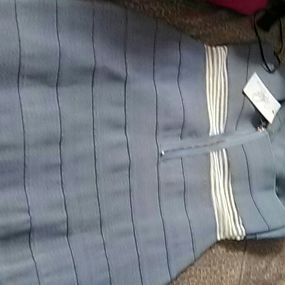 Cute and new curvy dress - Picture 3 of 4